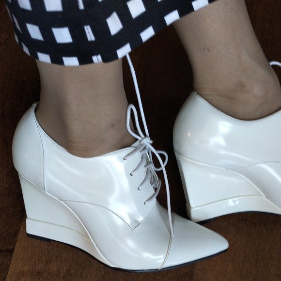 JEFFREY CAMPBELL ankle white booties 7.5 - Picture 3 of 10